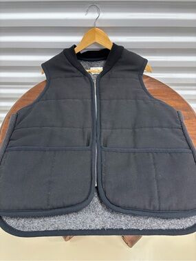 Men's Quilted Black Vest Jacket - Classic Layering Piece